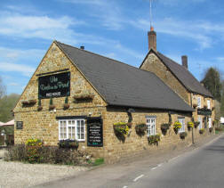 http://eatoutmagazine.co.uk/sites/default/files/images/news/duck_on_the_pond_main_pic.jpg